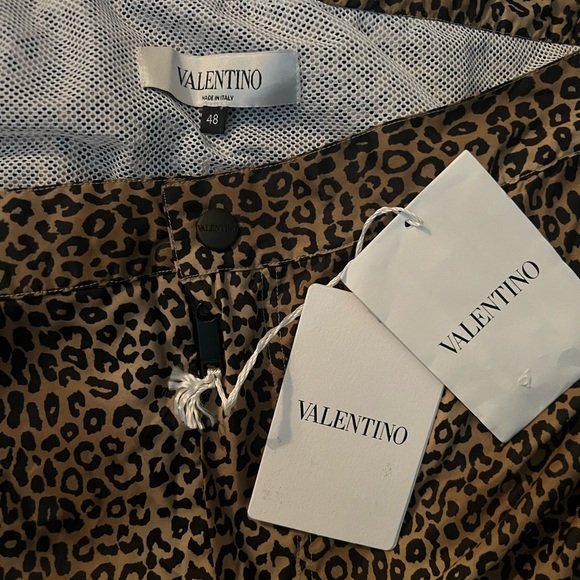 Valentino Animal Print Swim Trunks NWT - Picture 3 of 3